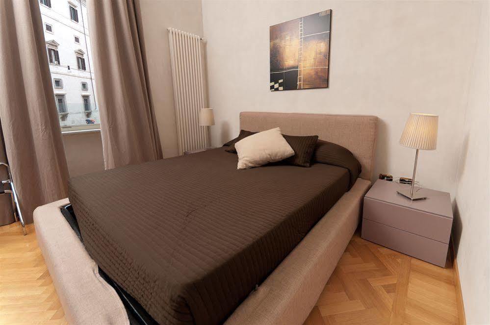 Apartment Dimora Storica Palazzo Marescalchi Belli Rom
